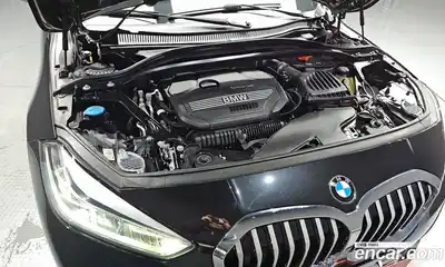 BMW 1-Series 2022 2.0 Автомат в Москве № 227624, миниатюра 2