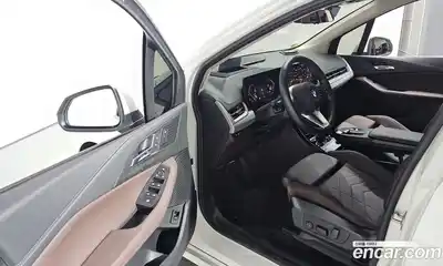 BMW 2-Series 2024 2.0 Автомат в Москве № 228181, миниатюра 12