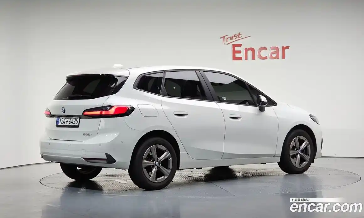 BMW 2-Series 2024 2.0 Автомат в Москве № 228181, фото 17