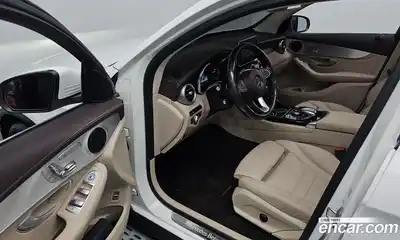 Mercedes-Benz GLC-Class 2018 2.1 Автомат в Москве № 229212, миниатюра 8