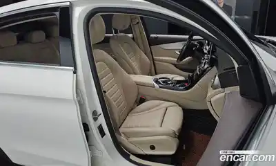Mercedes-Benz GLC-Class 2018 2.1 Автомат в Москве № 229212, миниатюра 10