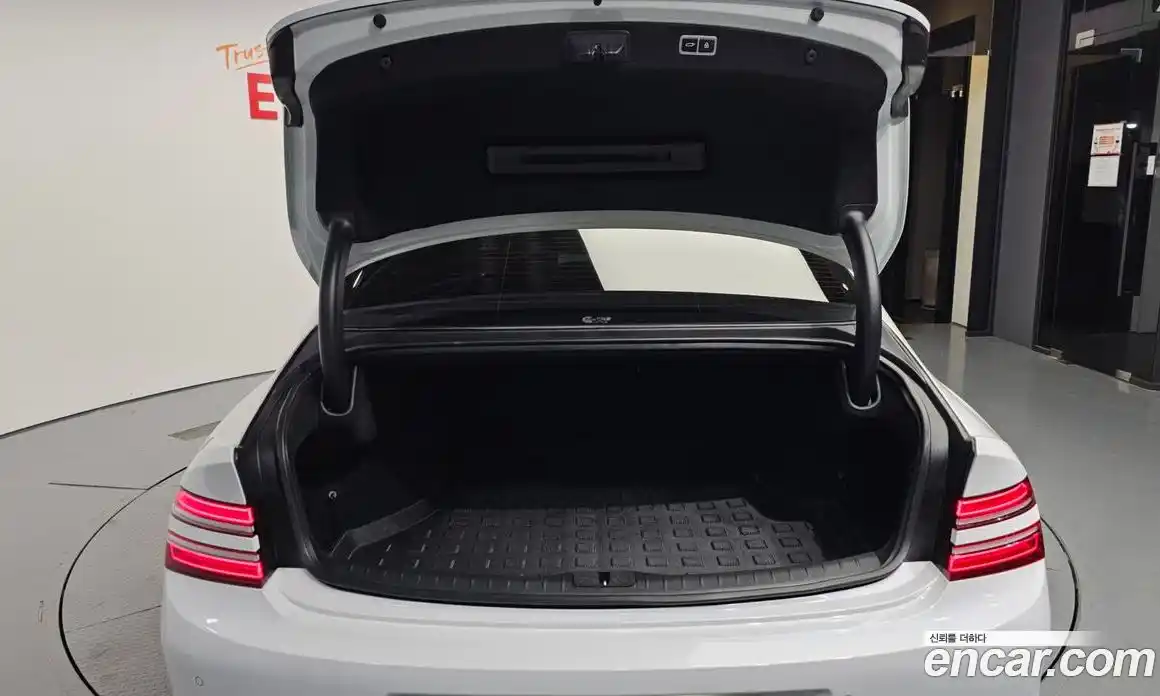 Genesis G80 2024 2.5 Автомат в Москве № 23095, фото 20