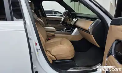 Land Rover Range-Rover 2023 4.4 Автомат в Москве № 231227, миниатюра 4