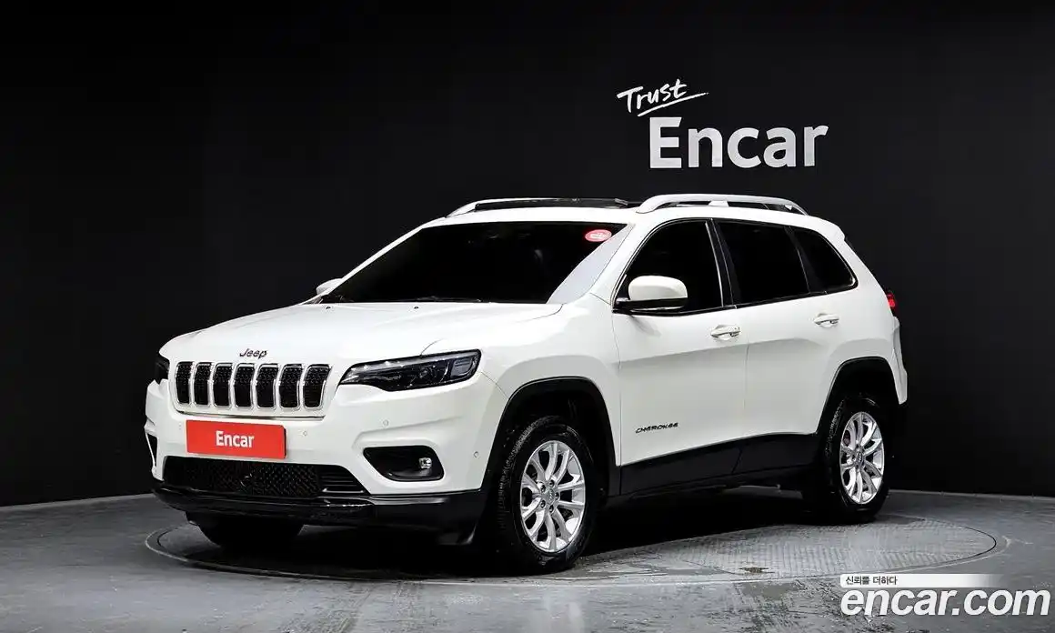 Jeep Cherokee 2019 2.4 Автомат в Москве № 232665, фото 12