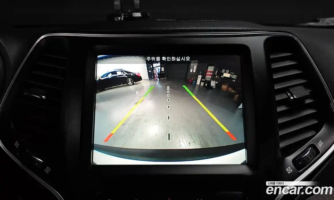 Jeep Cherokee 2019 2.4 Автомат в Москве № 232665, фото 14