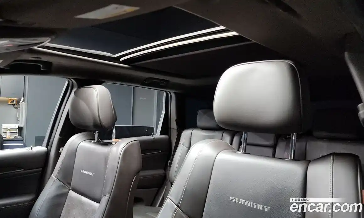 Jeep Cherokee 2015 3.0 Автомат в Москве № 232778, фото 15