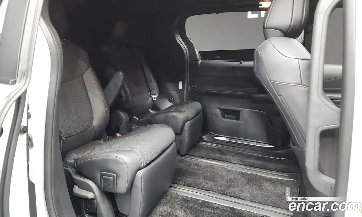 Toyota Sienna 2025 2.5 Автомат в Москве № 232795, фото 14