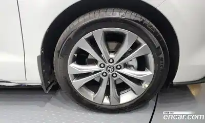 Toyota Sienna 2025 2.5 Автомат в Москве № 232795, миниатюра 9