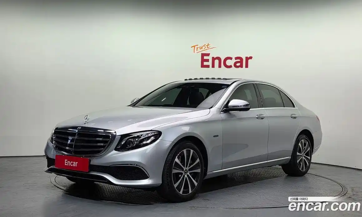 Mercedes-Benz E-Class 2020 2.0 Автомат в Москве № 240330, фото 20