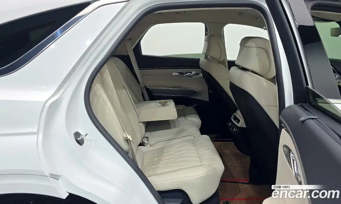 Genesis GV70 2022 2.5 Автомат в Москве № 24658, фото 6