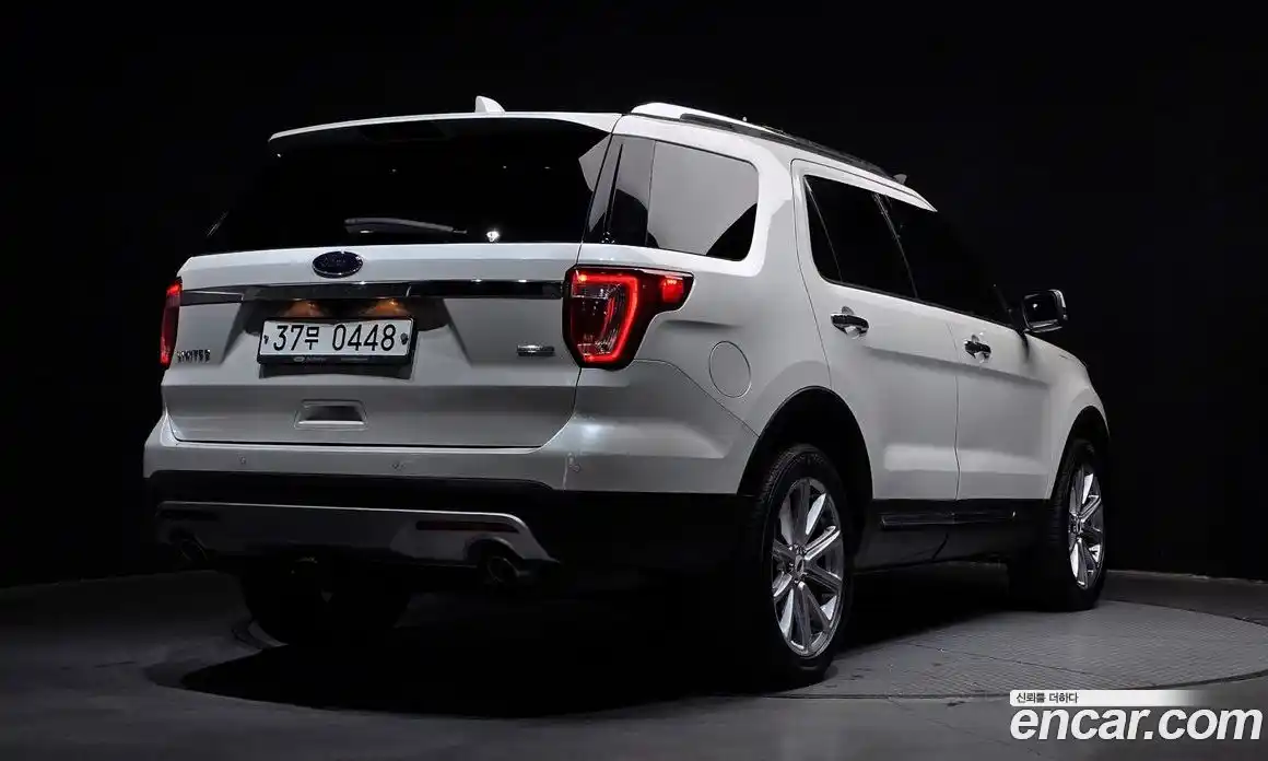 Ford Explorer 2016 2.3 Автомат в Москве № 251892, фото 17