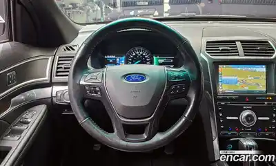 Ford Explorer 2016 2.3 Автомат в Москве № 251892, миниатюра 3