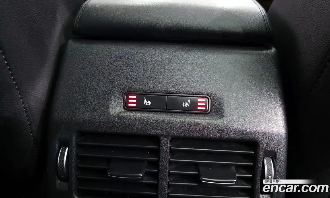 Jaguar E-Pace 2018 2.0 Автомат в Москве № 256080, фото 9