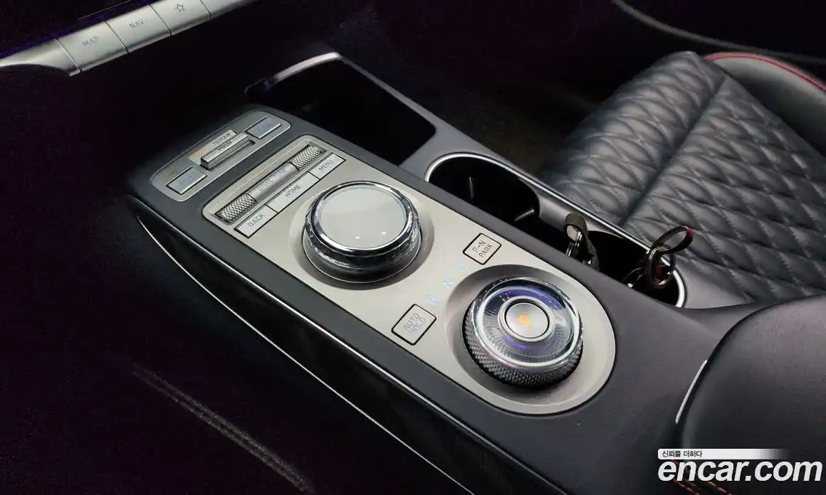 Genesis GV70 2021 2.5 Автомат в Москве № 26926, фото 13