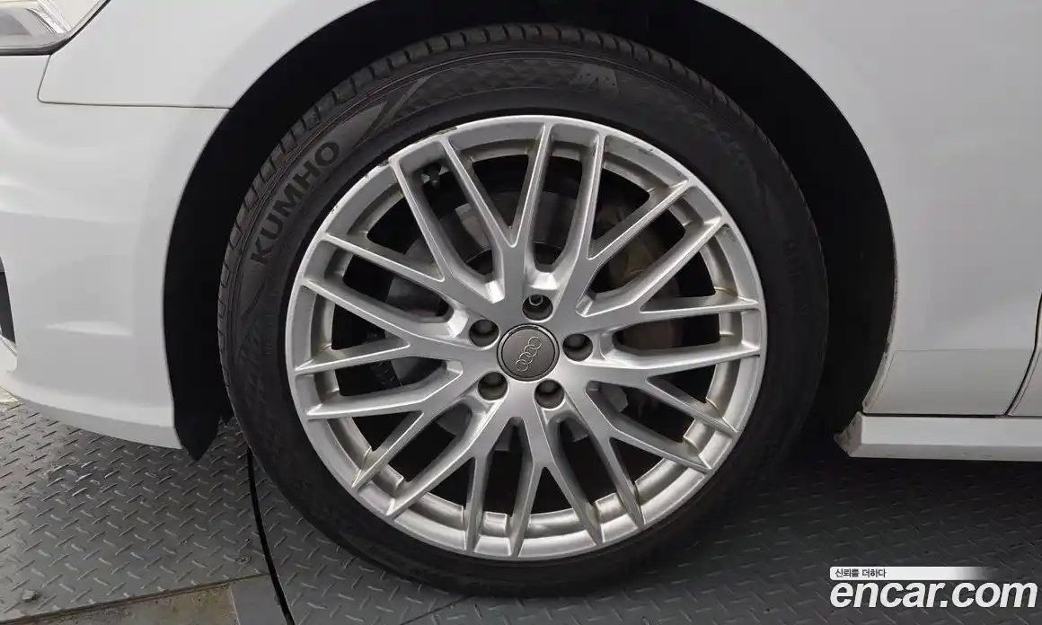 Audi A6 2016 3.0 Автомат в Москве № 269279, фото 6