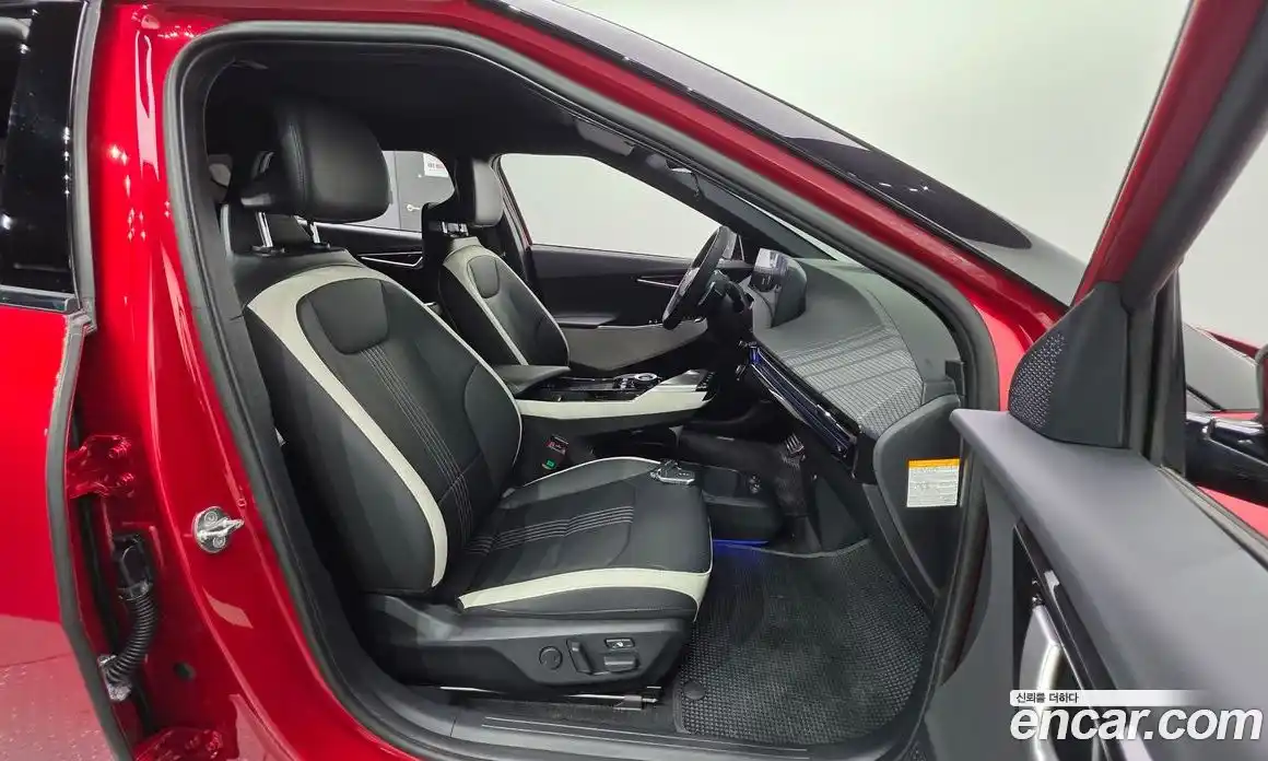 Kia EV6 2023 0.1 Автомат в Москве № 269323, фото 18