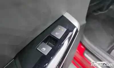 Kia EV6 2023 0.1 Автомат в Москве № 269323, миниатюра 3