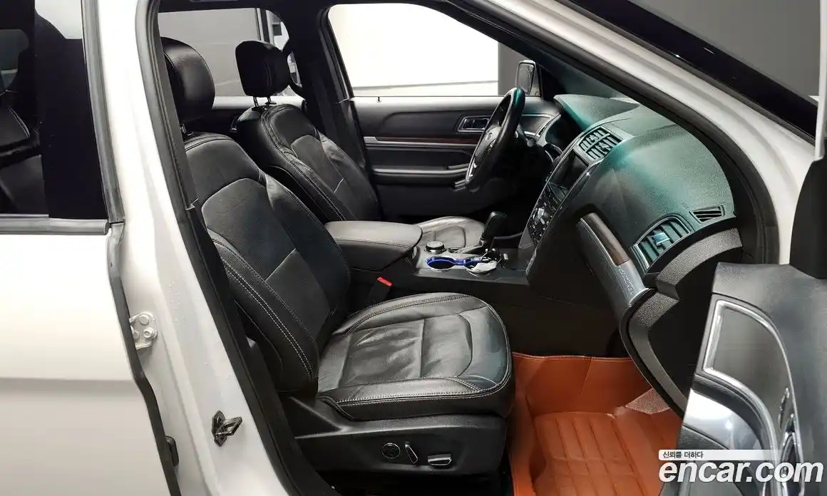 Ford Explorer 2016 2.3 Автомат в Москве № 273469, фото 11