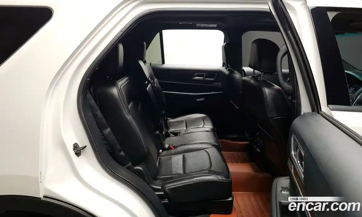 Ford Explorer 2016 2.3 Автомат в Москве № 273469, фото 12