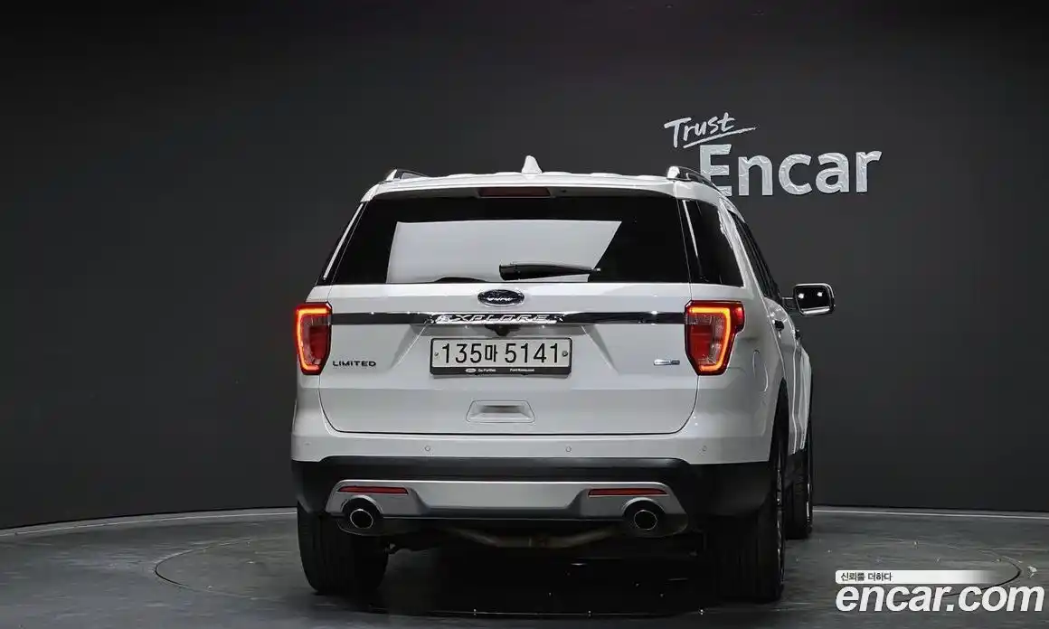 Ford Explorer 2016 2.3 Автомат в Москве № 273469, фото 10