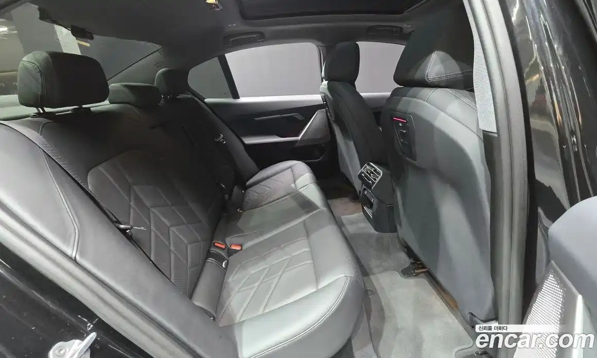 BMW 5-Series 2024 2.0 Автомат в Москве № 281278, фото 9