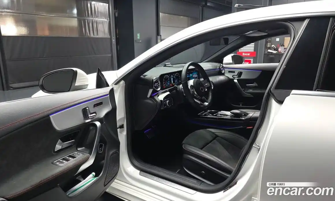 Mercedes-Benz CLA-Class 2021 2.0 Автомат в Москве № 287669, фото 15