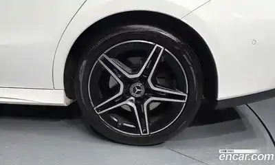 Mercedes-Benz CLA-Class 2021 2.0 Автомат в Москве № 287669, миниатюра 2