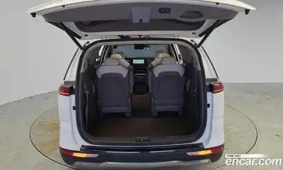 Kia Canival 2023 3.5 Автомат в Москве № 288436, миниатюра 6