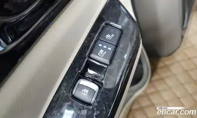 Kia Canival 2023 3.5 Автомат в Москве № 288436, миниатюра 9