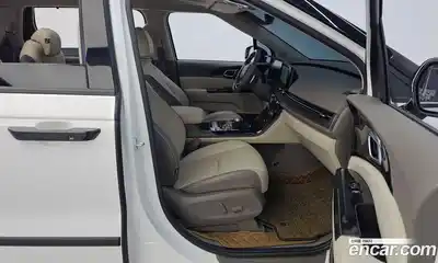 Kia Canival 2023 3.5 Автомат в Москве № 288436, миниатюра 10