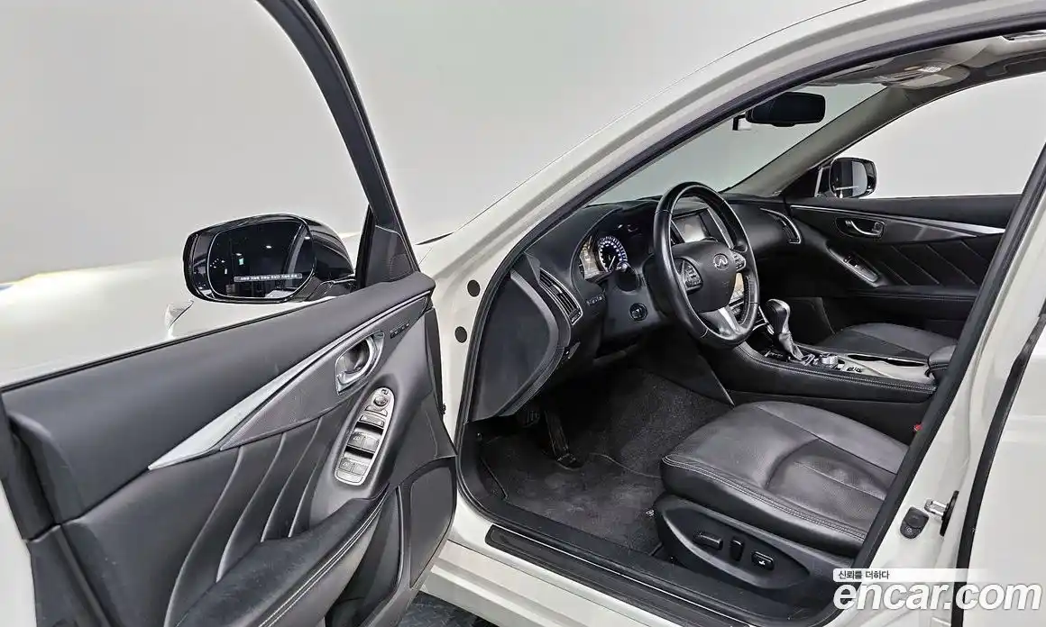 Infiniti Q50 2016 2.1 Автомат в Москве № 295000, фото 17