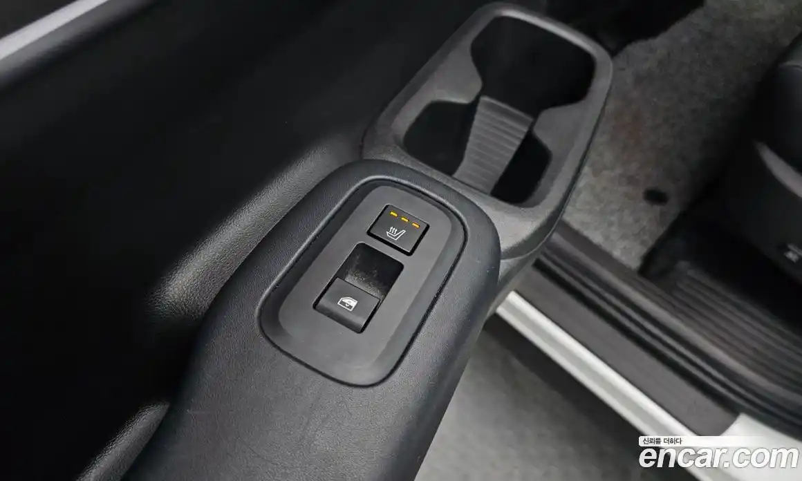 Hyundai Santa Fe 2024 2.5 Автомат в Москве № 303958, фото 13