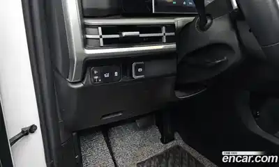 Hyundai Santa Fe 2024 2.5 Автомат в Москве № 303958, миниатюра 4