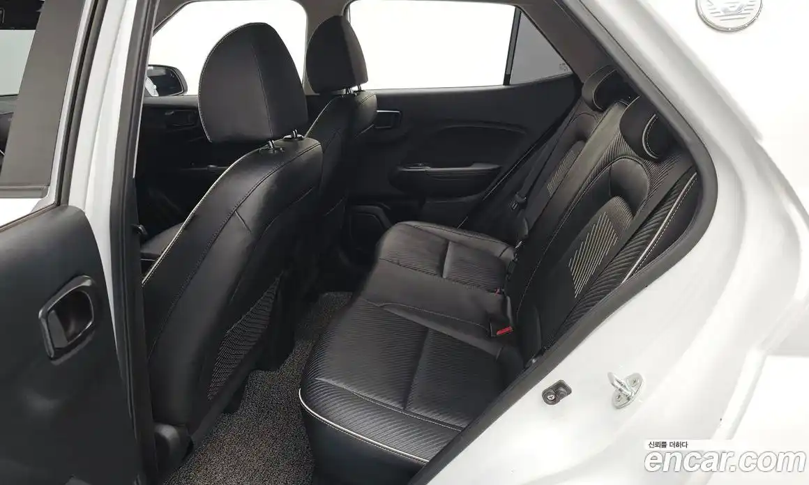 Hyundai Venue 2020 1.6 Автомат в Москве № 305365, фото 19