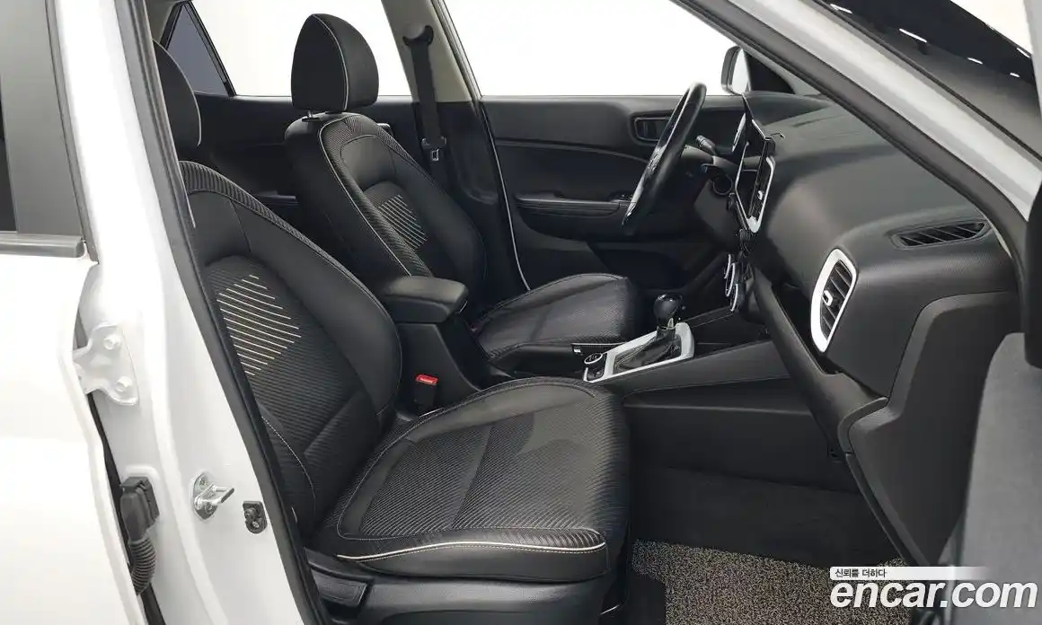 Hyundai Venue 2020 1.6 Автомат в Москве № 305365, фото 3