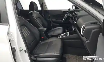 Hyundai Venue 2020 1.6 Автомат в Москве № 305365, миниатюра 3