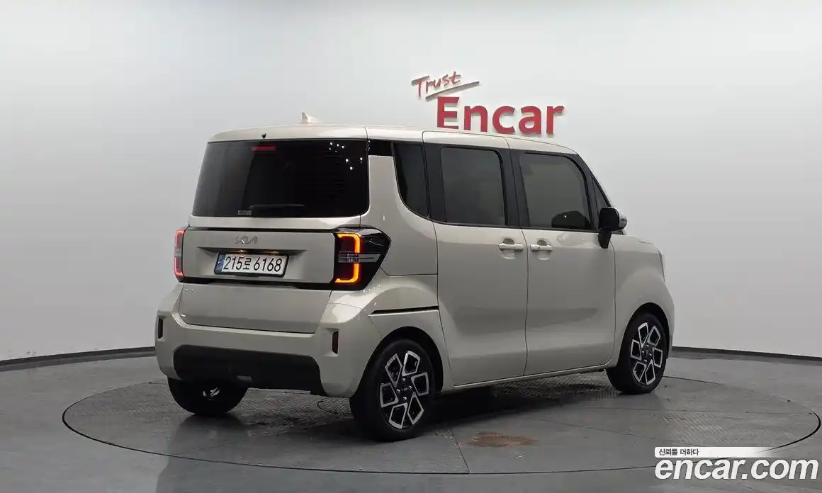 Kia Ray 2024 1.0 Автомат в Москве № 307139, фото 12