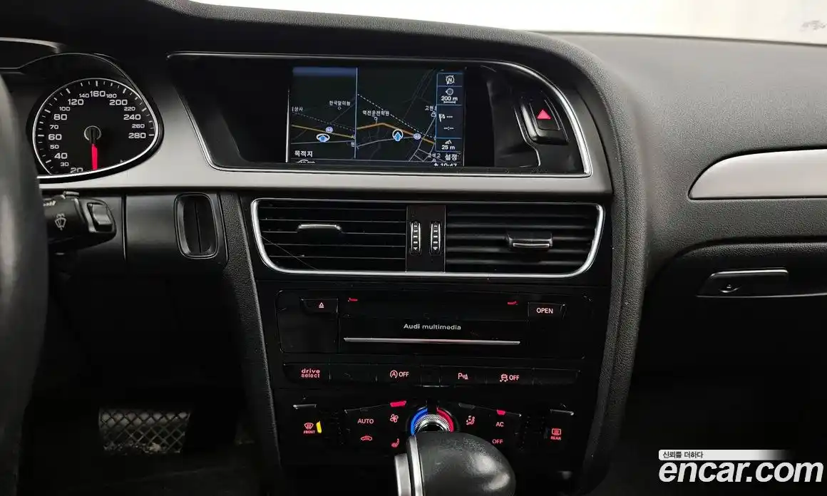 Audi A4 2014 2.0 Автомат в Москве № 312150, фото 13