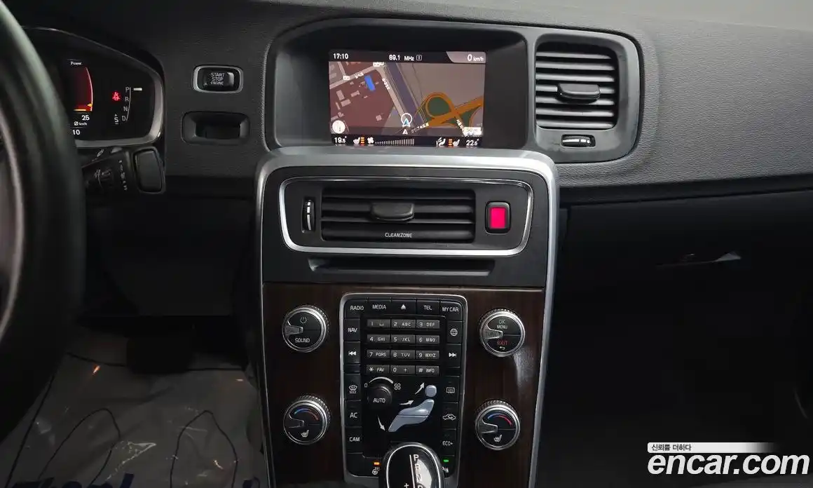 Volvo S60 2018 2.0 Автомат в Москве № 312599, фото 19