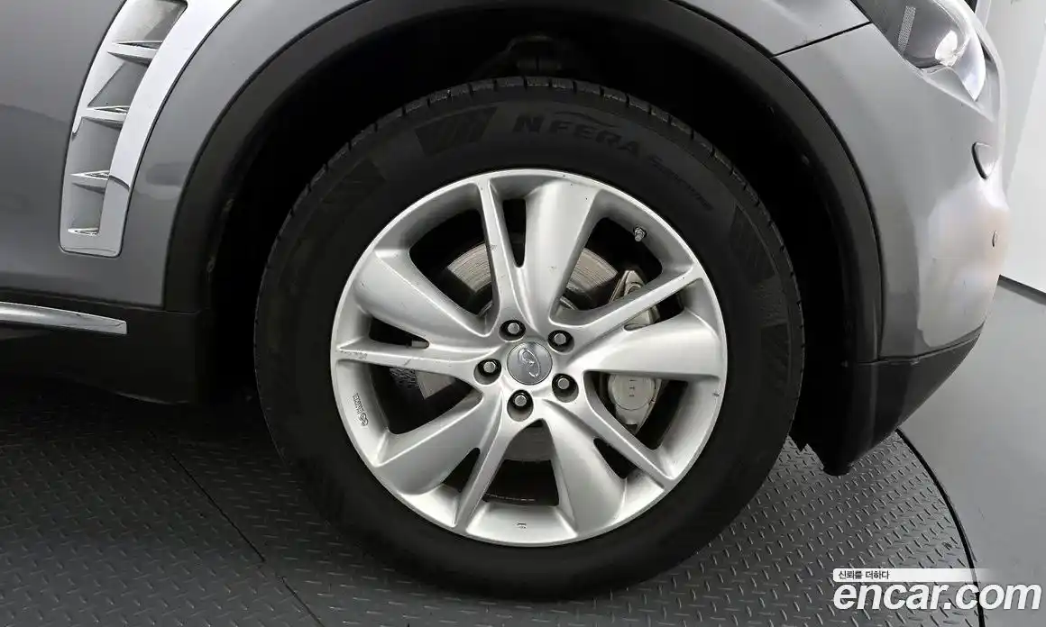 Infiniti FX 2012 3.0 Автомат в Москве № 313812, фото 16