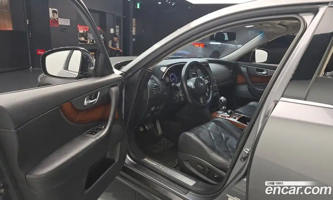 Infiniti FX 2012 3.0 Автомат в Москве № 313812, фото 4