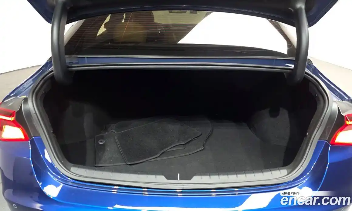 Kia K5 2023 1.6 Автомат в Москве № 338700, фото 17