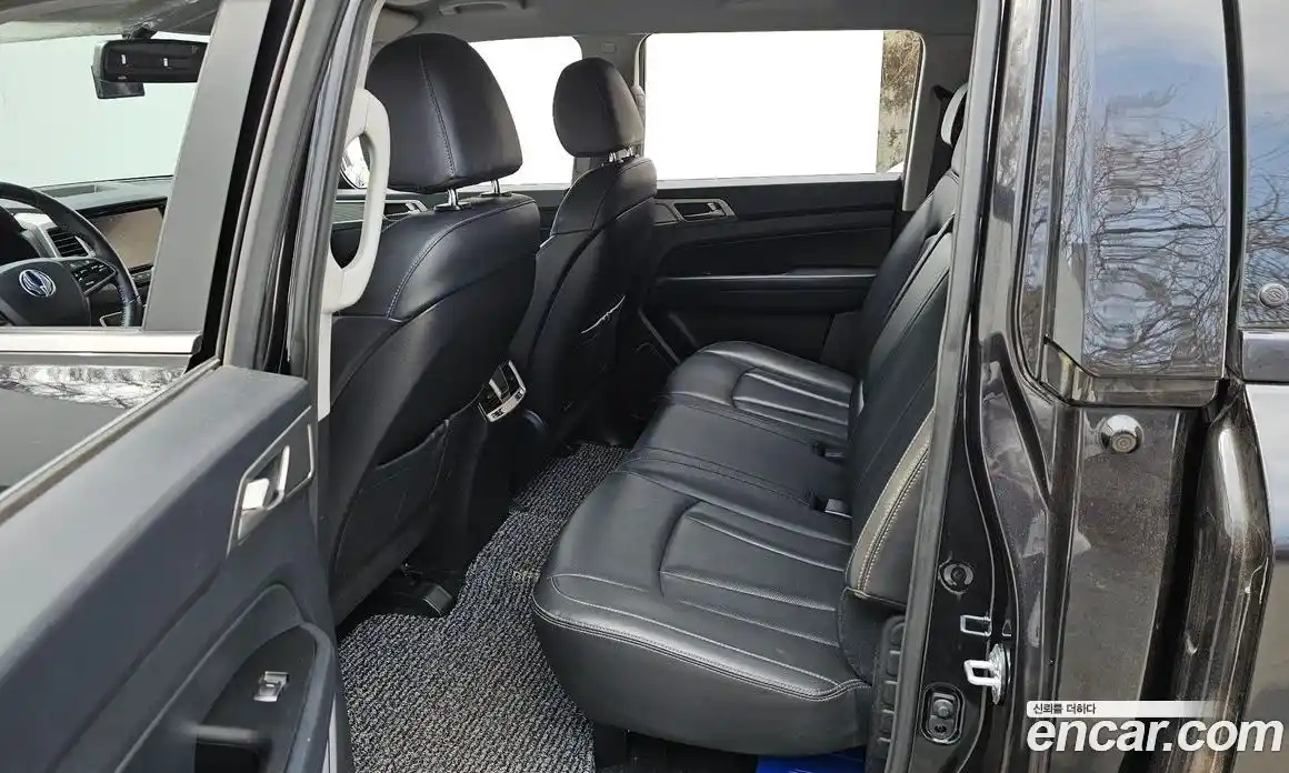 SsangYong Rexton 2018 2.2 Автомат в Москве № 341585, фото 16