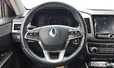 SsangYong Rexton 2018 2.2 Автомат в Москве № 341585, миниатюра 9