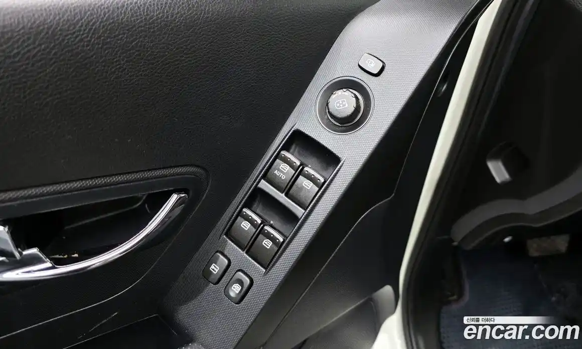 SsangYong Korando 2012 2.0 Автомат в Москве № 341640, фото 13