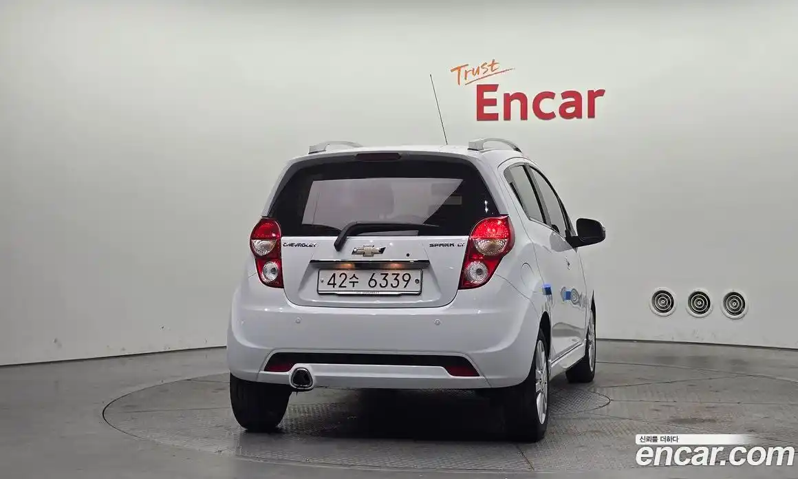 Chevrolet Spark 2014 1.0 Автомат в Москве № 37131, фото 17