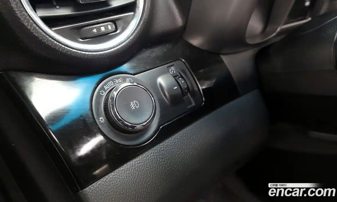 Chevrolet Orlando 2012 2.0 Автомат в Москве № 37725, фото 3