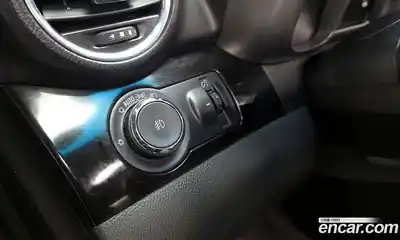 Chevrolet Orlando 2012 2.0 Автомат в Москве № 37725, миниатюра 3