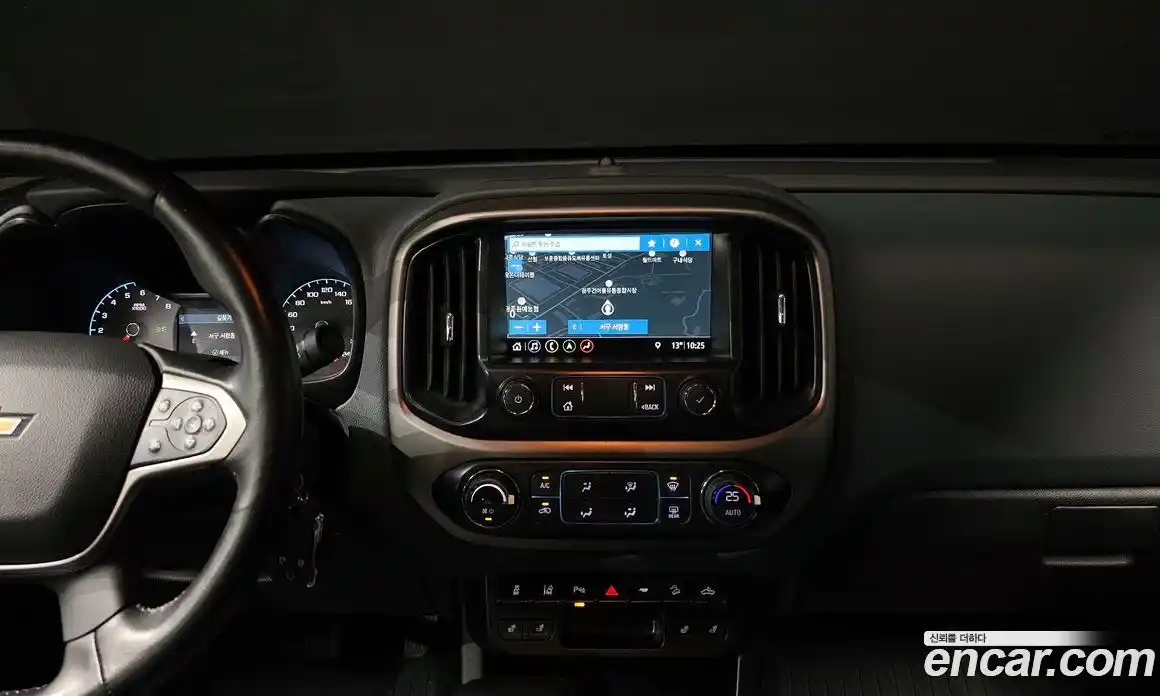 Chevrolet Colorado 2021 3.6 Автомат в Москве № 42271, фото 15