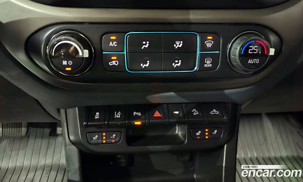 Chevrolet Colorado 2021 3.6 Автомат в Москве № 42271, фото 18